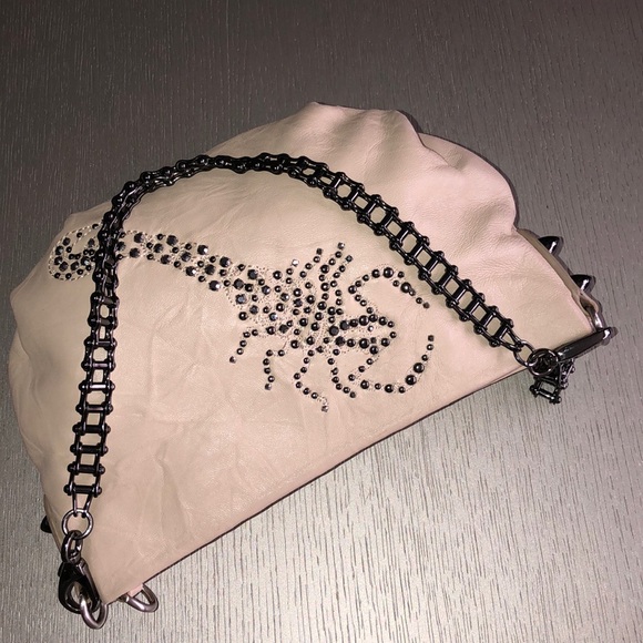 Thomas Wylde Scorpion cream bag - Picture 8 of 12